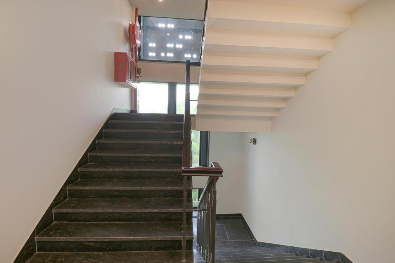 Fabhotel Prime Shanit دلهي المظهر الخارجي الصورة