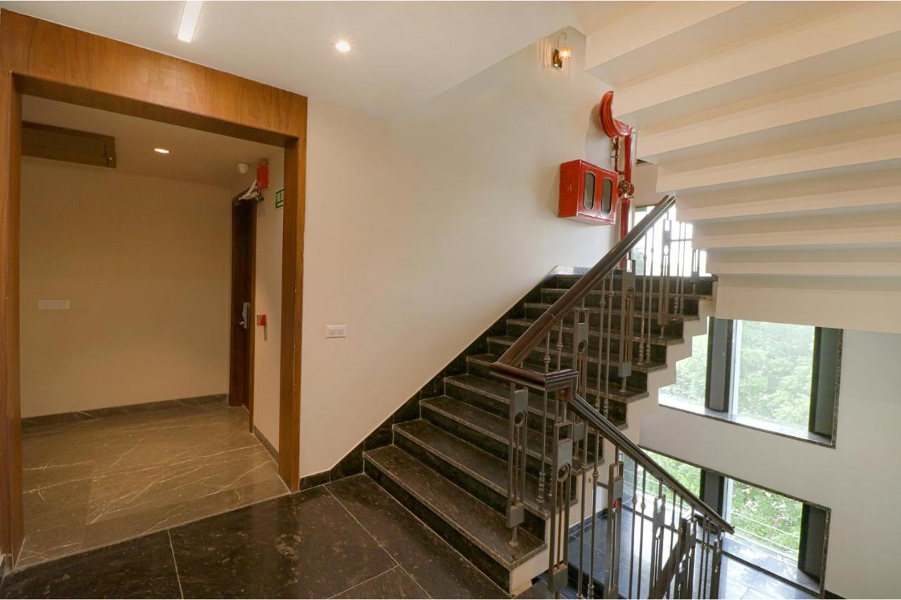 Fabhotel Prime Shanit دلهي المظهر الخارجي الصورة